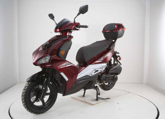 ZOOM 150cc Moped